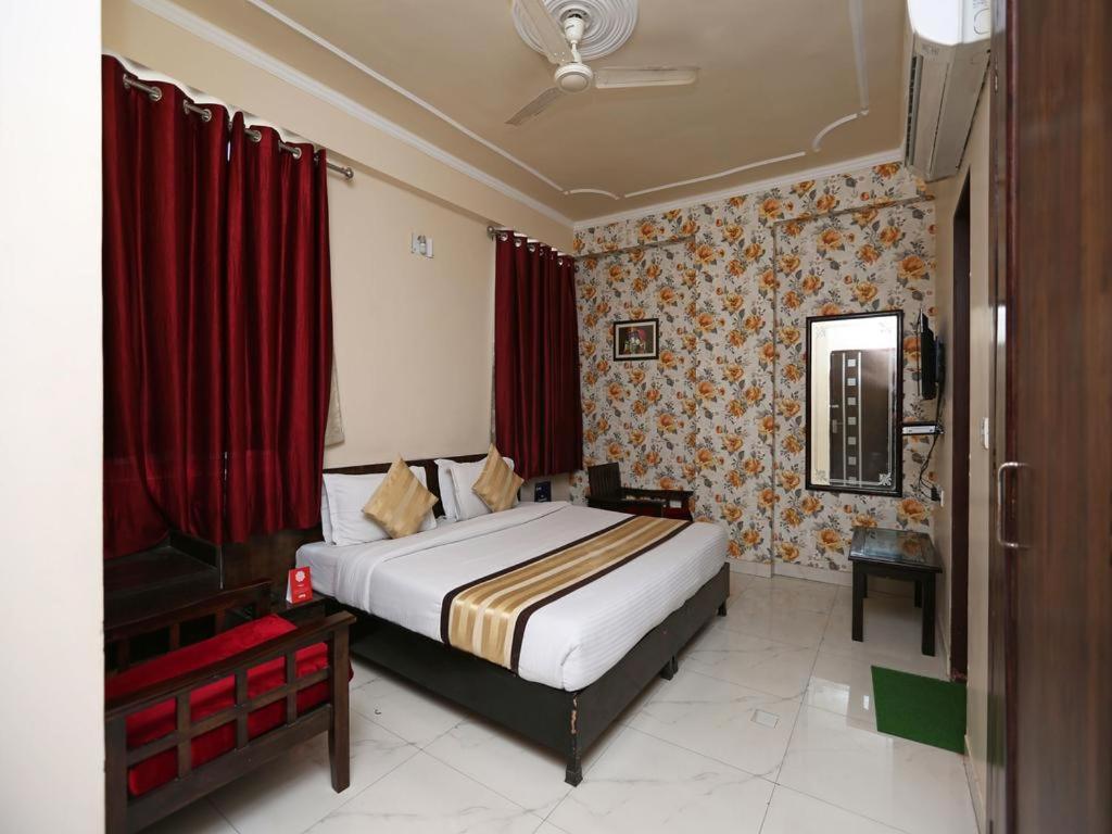 ג'איפור Hotel Sky Heights מראה חיצוני תמונה