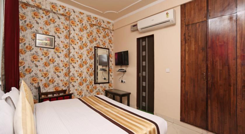 ג'איפור Hotel Sky Heights מראה חיצוני תמונה